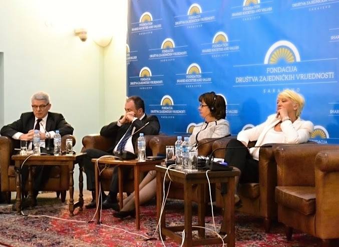Prvi panel o značaju demokratskih vrijednosti i političke odgovornostina (Foto: Panagiotis Parthenis)