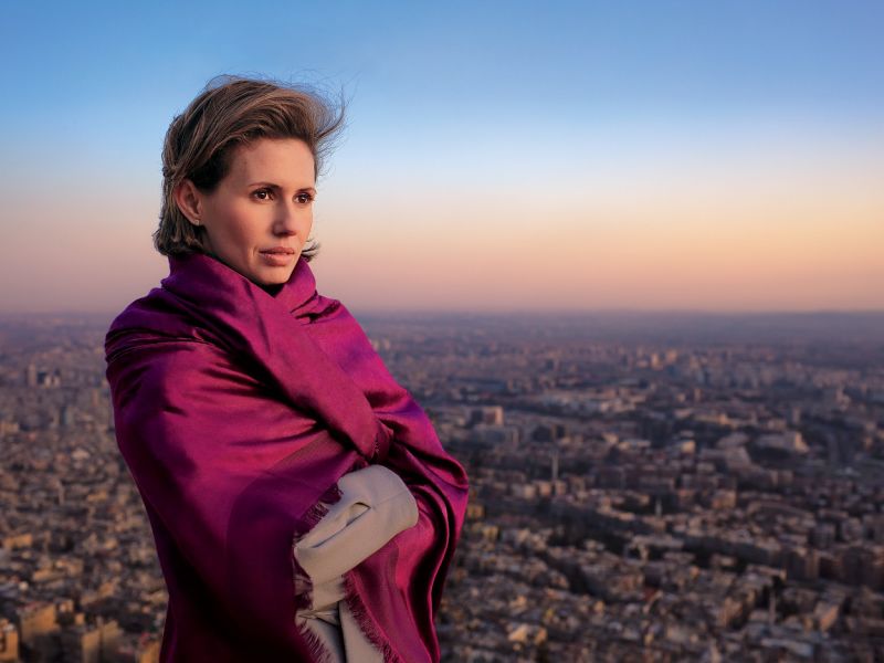 Asma al-Assad's cover photo for the March 2011 issue of Vogue magazine. (Source: gawker.com)